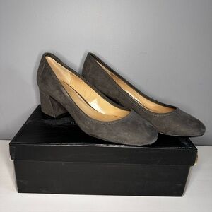 EXPRESSION Amara block heel shoe / pump grey faux suede size 8 with box